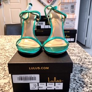 Lulu's Emerald Heels. 7.5 NWB